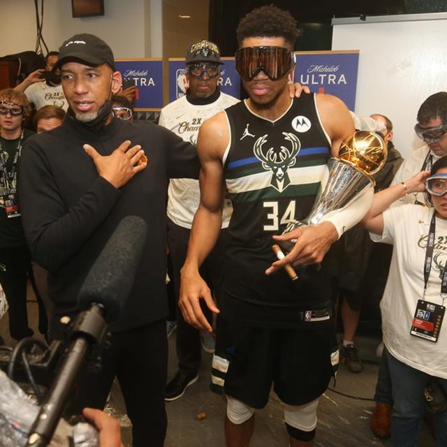 加拿大夺世界杯冠军，亚历山大MVP