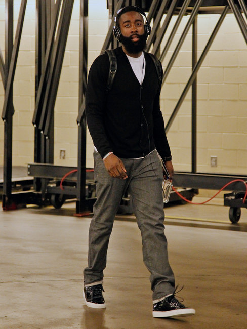 埃贝尔：我们之前收到的邮件说迪亚斯停赛一场；拜仁将上诉