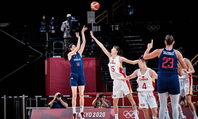 斯基拉：齐沃即将执教帕尔马，预计周二就将带队训练