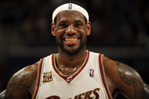 官方：帕尔马与澳大利亚国脚中卫奇尔卡蒂续约至2029年